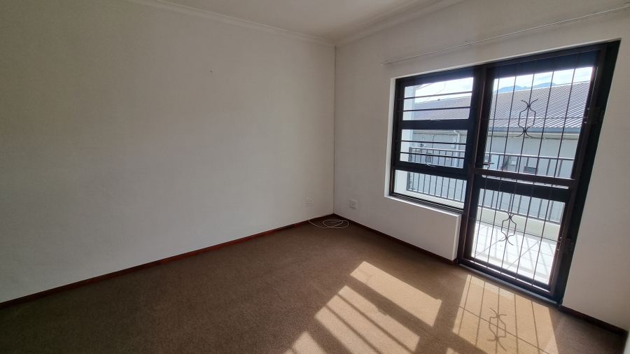 2 Bedroom Property for Sale in Twin Palms Western Cape